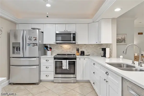 5250 Fox Hollow Drive #509, Naples, FL 34104