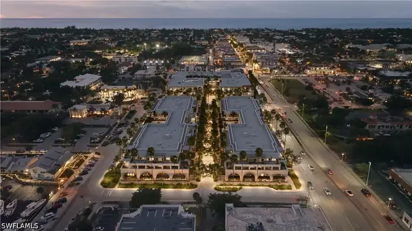 1010 5th Avenue S #207-D, Naples, FL 34102