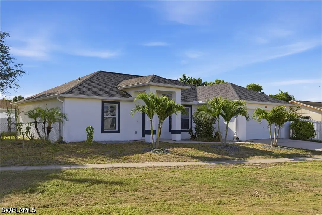 1082 Ridgeway Drive, North Fort Myers, FL 33903 - #1