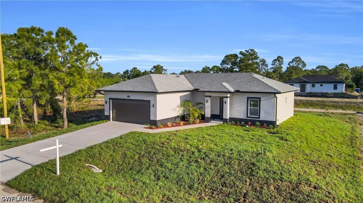 1109 Edgewood Street E, Lehigh Acres, FL 33974 - #1