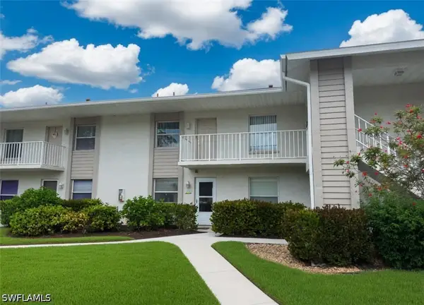 1330 Derbyshire Court #E103, Naples, FL 34116