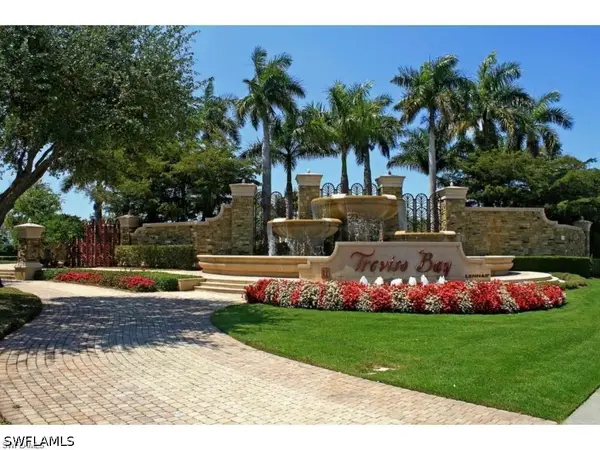 9446 Piacere Way E, Naples, FL 34113