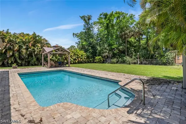 6101 Lancewood Way, Naples, FL 34116