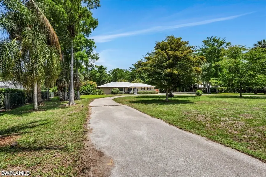 6101 Lancewood Way, Naples, FL 34116 - #3