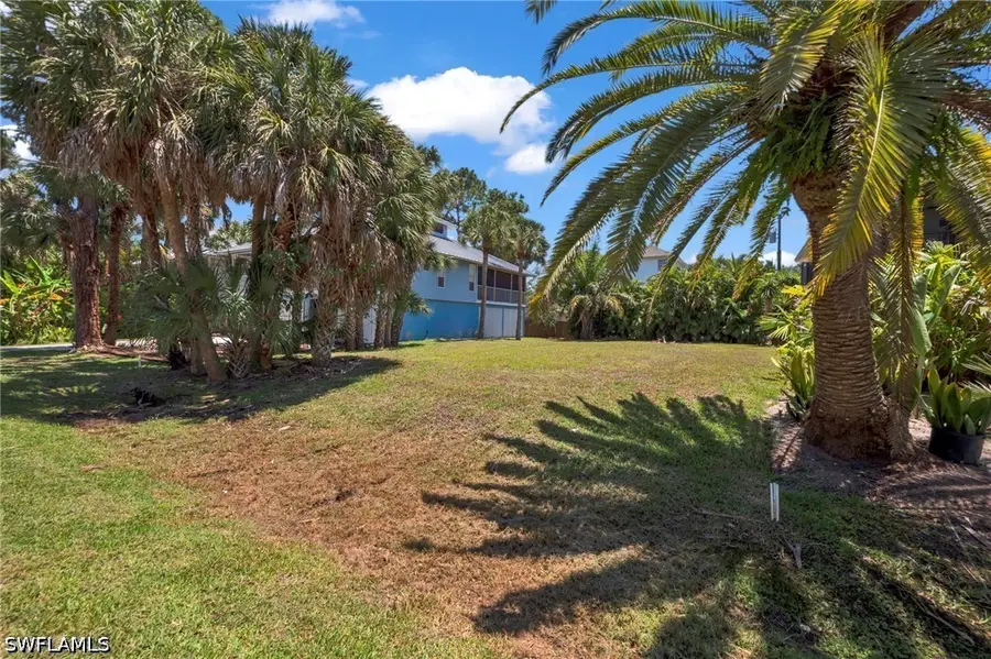 718 Pan Am Avenue, Naples, FL 34110 - #3