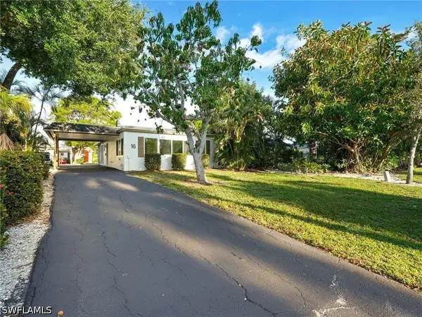16 Kings Road #A16, Naples, FL 34112