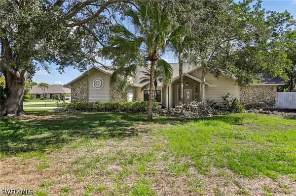 1937 Princess Court, Naples, FL 34110