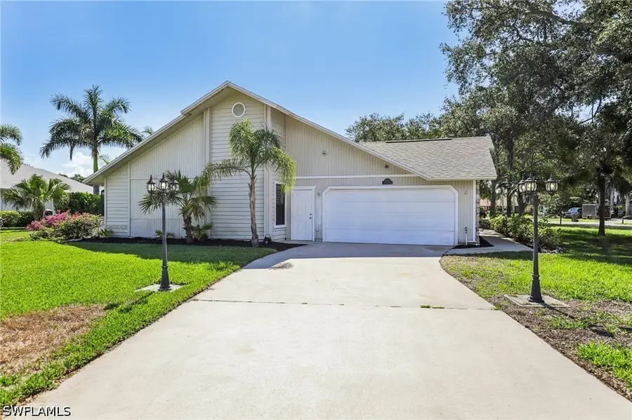 1937 Princess Court, Naples, FL 34110 - #2