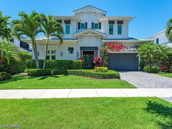 473 1st Avenue S, Naples, FL 34102