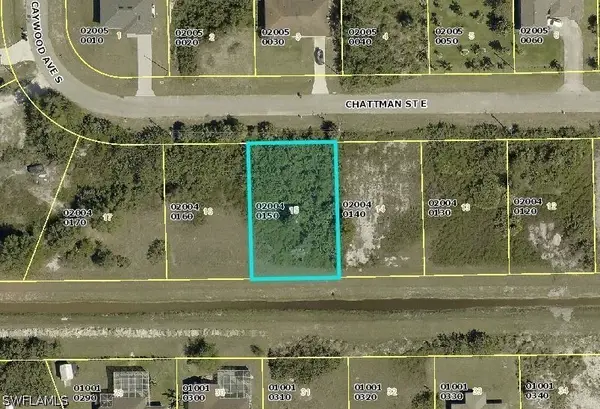 612 Chattman Street E, Lehigh Acres, FL 33974