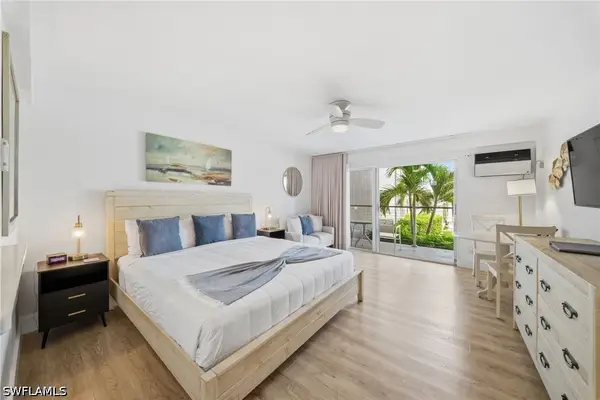 900 Broad Avenue S #117, Naples, FL 34102