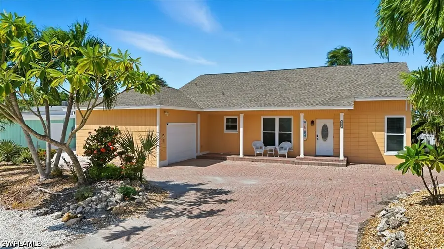 421 Connecticut Street, Fort Myers Beach, FL 33931 - #2