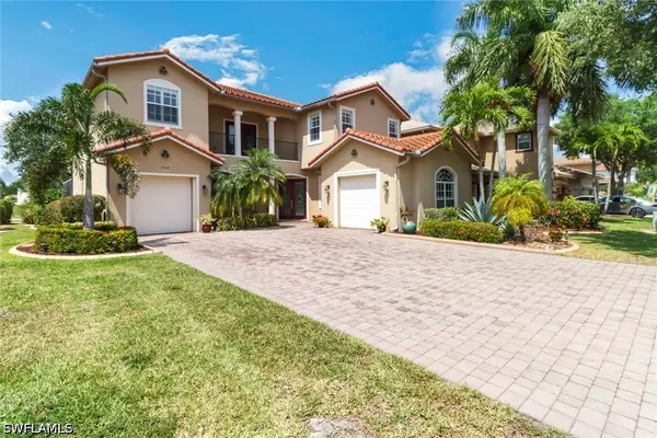 2165 Vardin Place, Naples, FL 34120