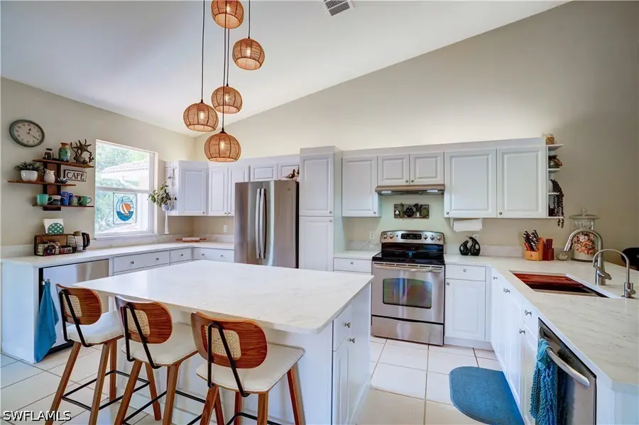 509 Robin Hood Circle #202, Naples, FL 34104 - #2