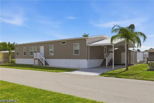 24 Red Poinciana Drive, Fort Myers, FL 33908