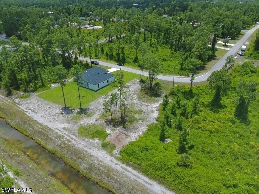 761 Pinecastle Drive, Lehigh Acres, FL 33974 - #2