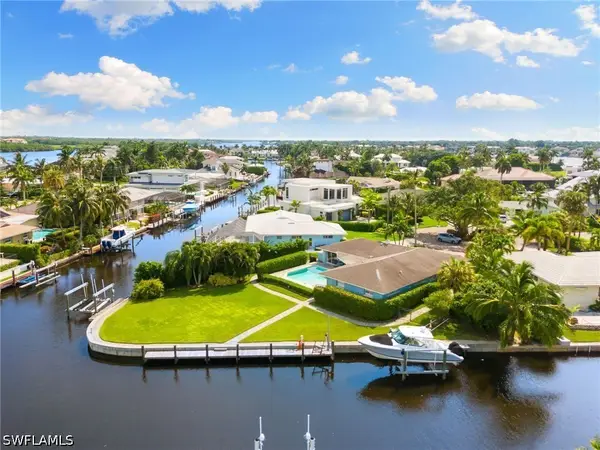 2140 Shad Court, Naples, FL 34102