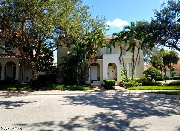6112 Towncenter Circle, Naples, FL 34119