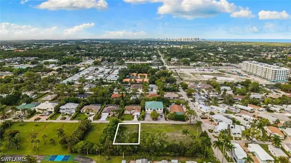 3090 Pine Tree Drive, Bonita Springs, FL 34134