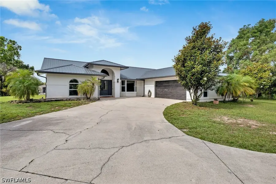 260 20th Avenue Ne, Naples, FL 34120 - #3