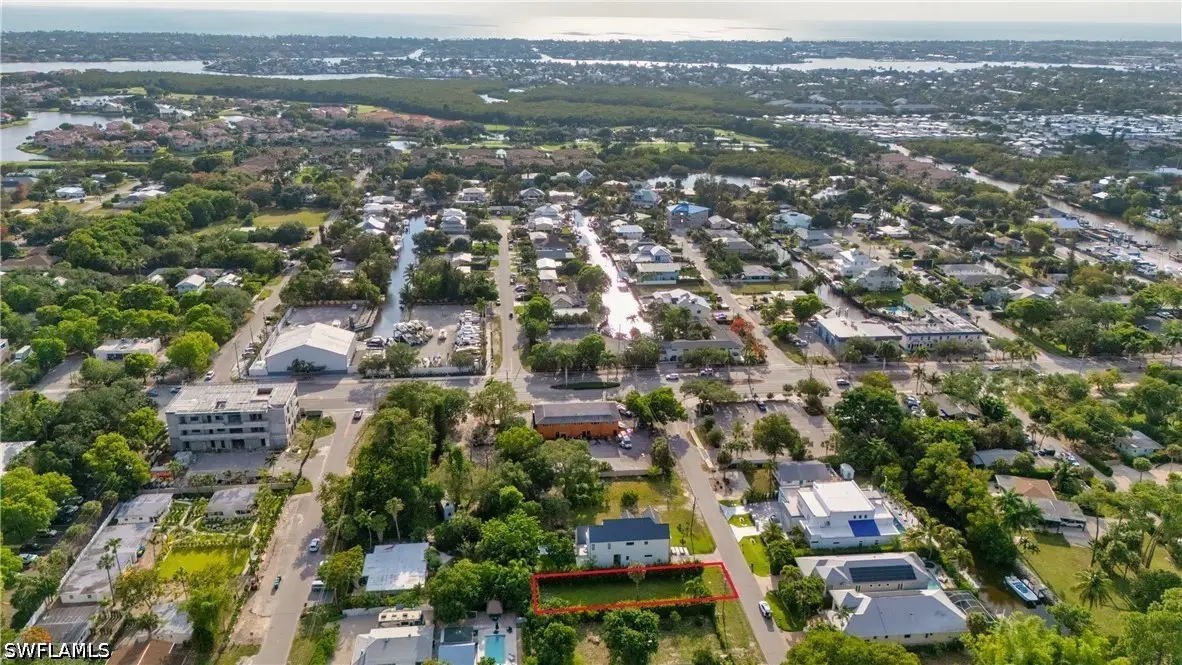 3010 Coco Avenue, Naples, FL 34112 - #1
