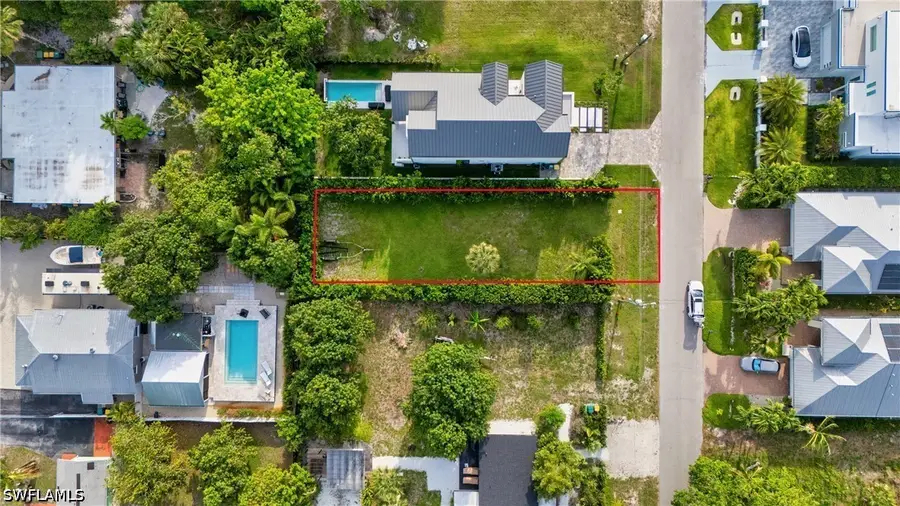 3010 Coco Avenue, Naples, FL 34112 - #3