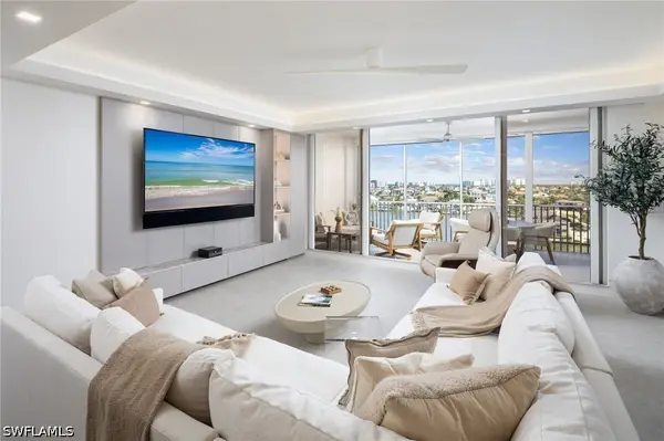 410 Flagship Drive #903, Naples, FL 34108