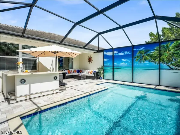 14695 Edgewater Circle, Naples, FL 34114