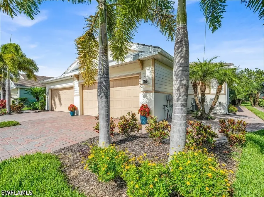 14695 Edgewater Circle, Naples, FL 34114 - #2