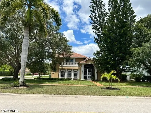 2312 Kings Lake Boulevard, Naples, FL 34112