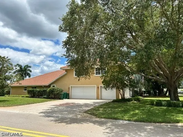 2312 Kings Lake Boulevard, Naples, FL 34112 - #2