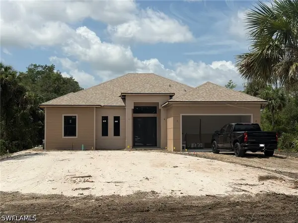 208 45th Avenue Ne, Naples, FL 34120