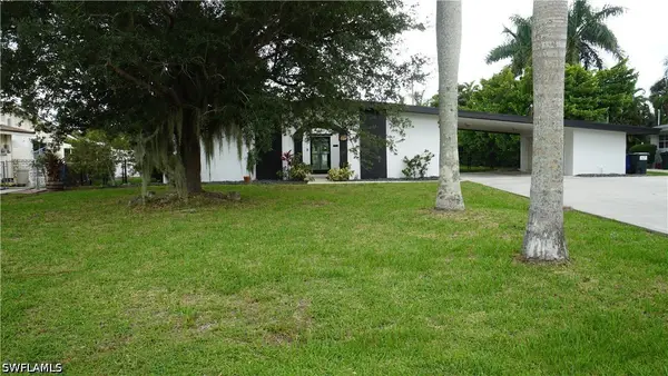 544 Bayside Drive, Fort Myers, FL 33919