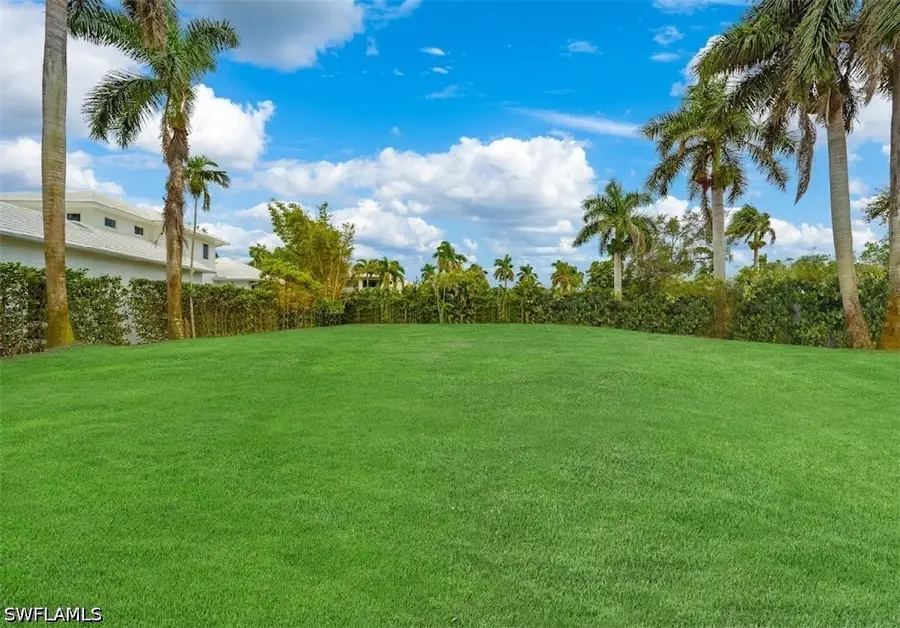 421 Bow Line Drive, Naples, FL 34103 - #2