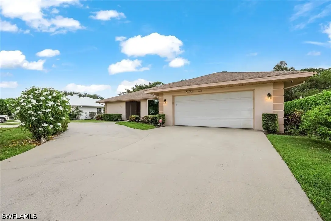 509 Cypress Way E, Naples, FL 34110 - #1