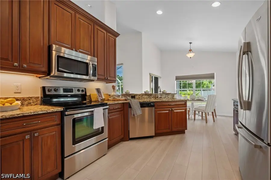 96 Glen Eagle Circle, Naples, FL 34104 - #2