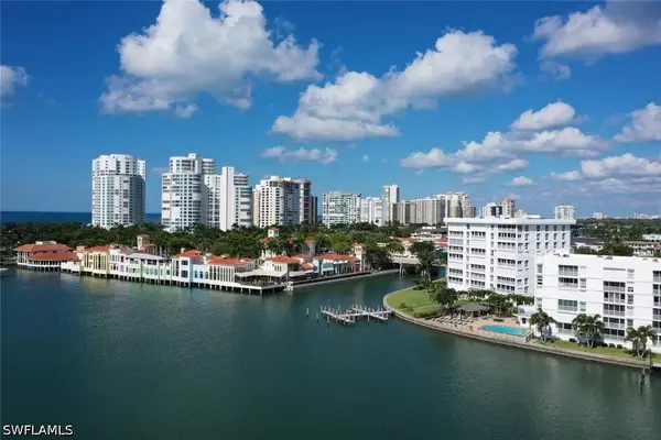 250 W Park Shore Drive #101, Naples, FL 34103