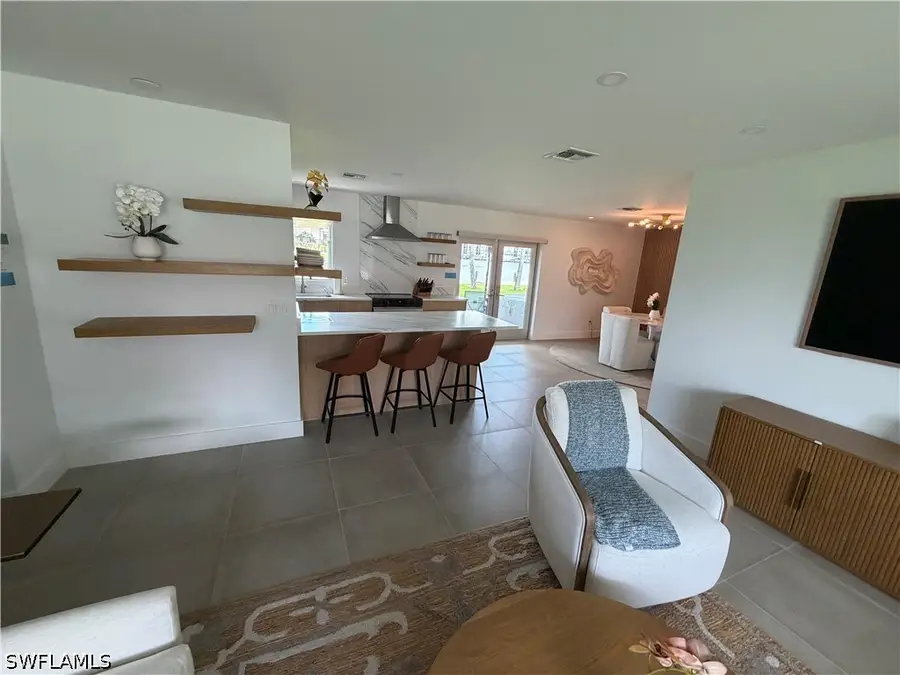 432 Oak Avenue, Naples, FL 34108 - #3