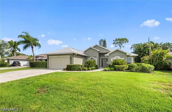 22777 Fountain Lakes Boulevard, Estero, FL 33928