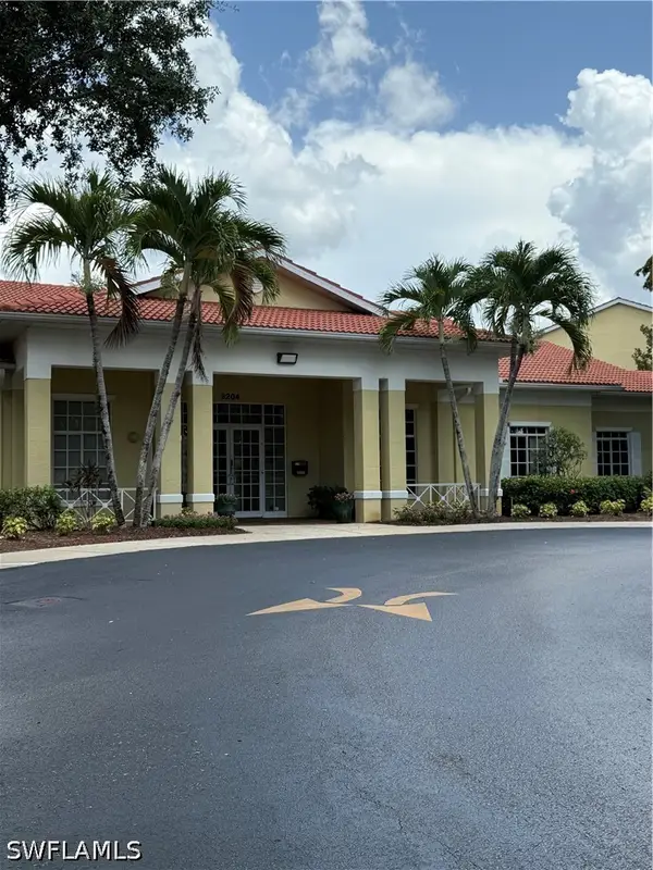 8275 Key Royal Circle #1132, Naples, FL 34119