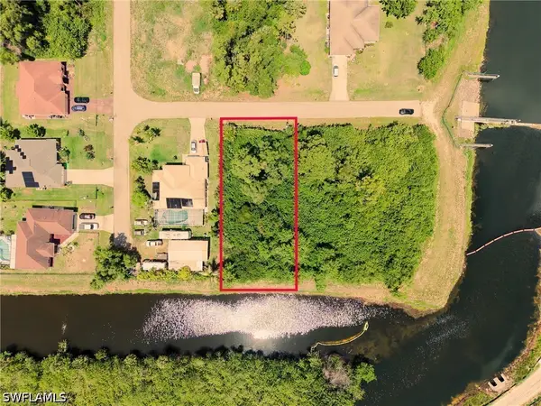 1102 Ann Avenue N, Lehigh Acres, FL 33971