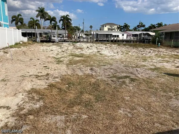 2849 Triggerfish Street, Matlacha, FL 33993