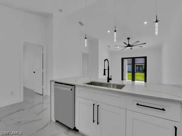 329/331 Grant Boulevard, Lehigh Acres, FL 33974