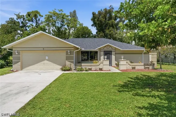 19028 Pine Run Lane, Fort Myers, FL 33967