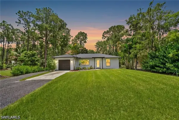 1740 20th Avenue Ne, Naples, FL 34120