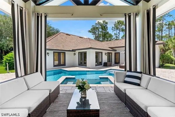 436 Corbel Drive, Naples, FL 34110