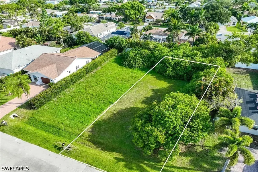 557 100th Avenue N, Naples, FL 34108 - #3
