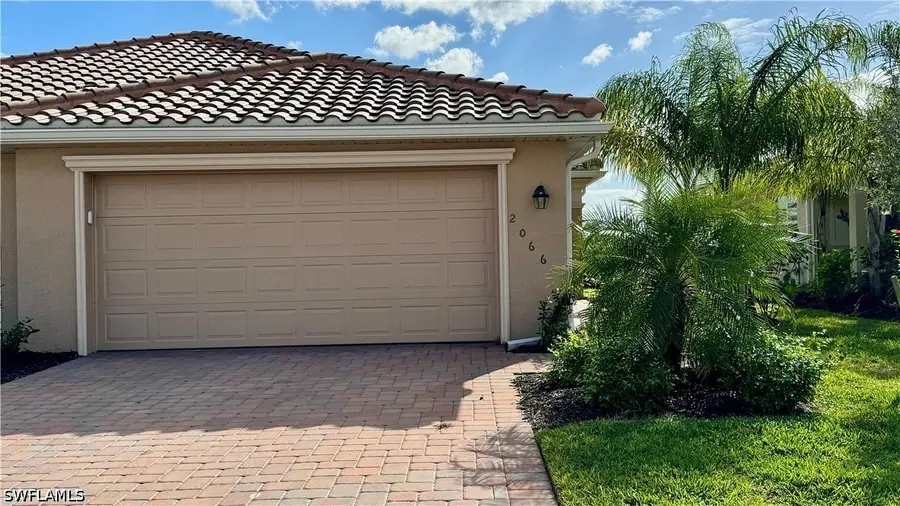 2066 Tamarron Lane, Naples, FL 34120 - #2