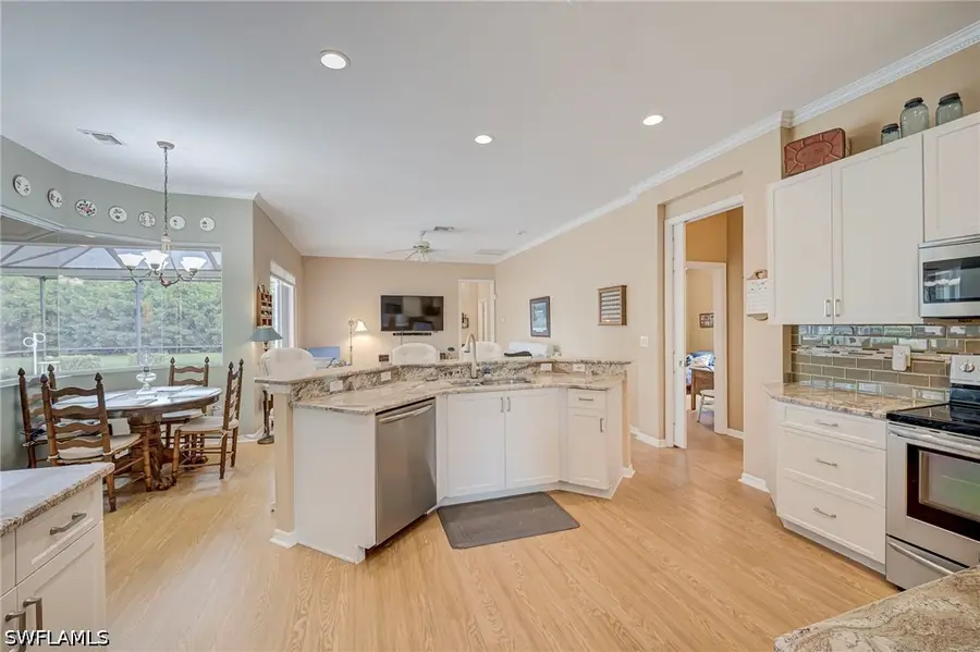 11086 Lakeland Circle, Fort Myers, FL 33913 - #3