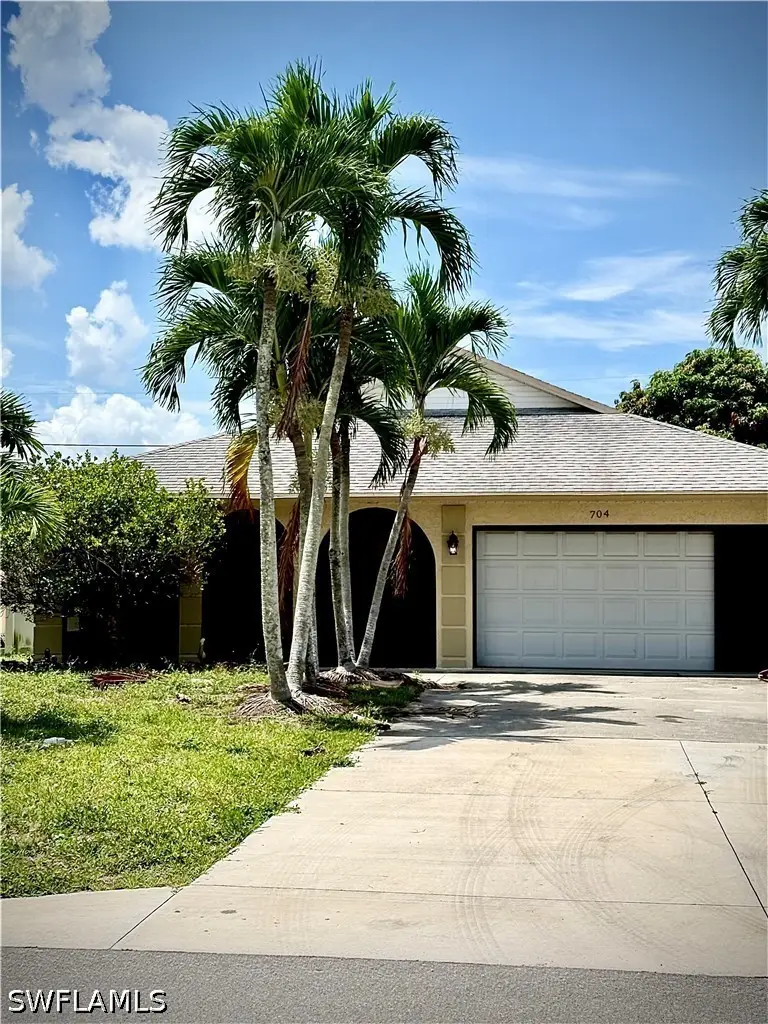 704 106th Avenue N, Naples, FL 34108 - #1